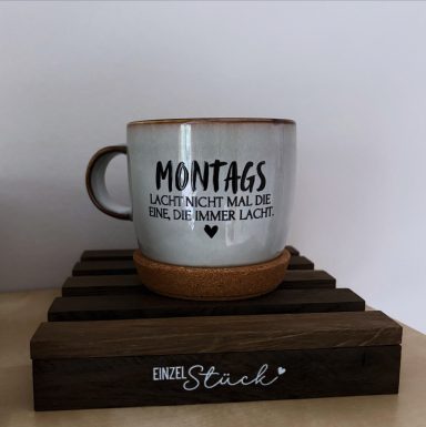 Henkeltasse "Montags"